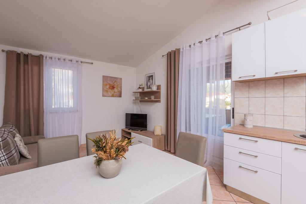 Apartments Karla Orebić Kültér fotó